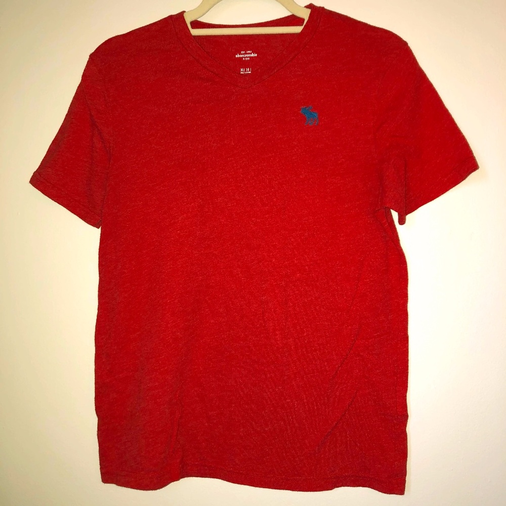 Boy's Red Abercrombie Kids T Size XL/16